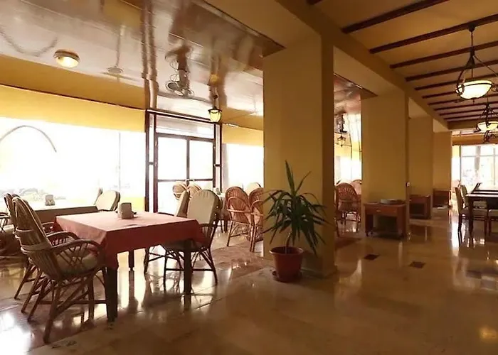 مارين بيتش الفندقية ألانيا