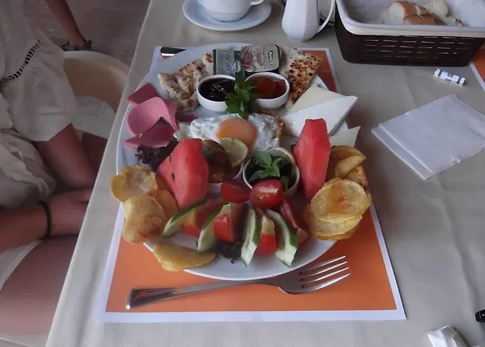 شقة فندقية مارين بيتش الفندقية 3*