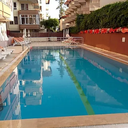 Aparthotel Maren 3*