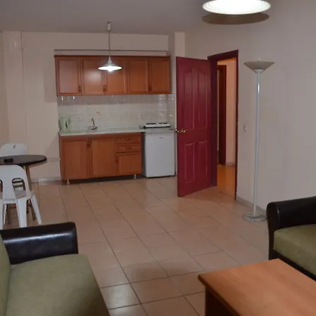 Apartmanhotel Maren 3*