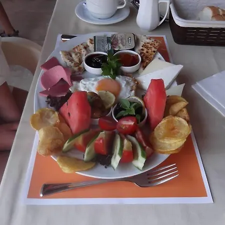 Aparthotel Maren 3*
