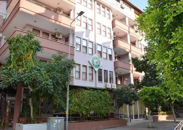 Maren Apartahotel